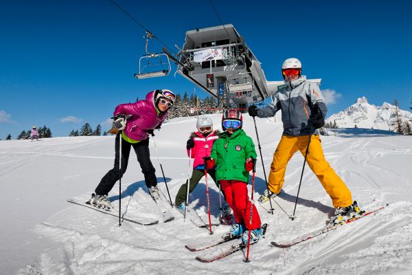 Das Skigebiet Filzmoos im Zentrum von Ski amadé ist ein echter Familientipp - hier wird Wintersport groß geschrieben