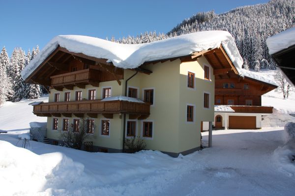 Appartements Richlegghof - unser Appartementhaus im Winter