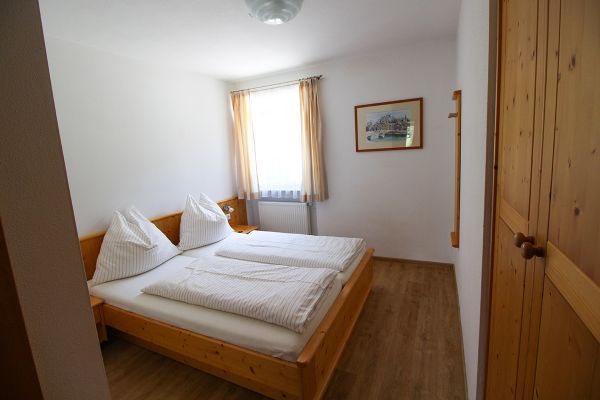 Quiet, comfortable sleeping in our cozy 2-room apartment at the Richlegghof